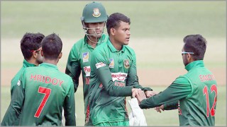 অনূর্ধ্ব-১৯ বিশ্বকাপ: কোয়ার্টার ফাইনালে বাংলাদেশ অনূর্ধ্ব-১৯ বিশ্বকাপ: কোয়ার্টার ফাইনালে বাংলাদেশ